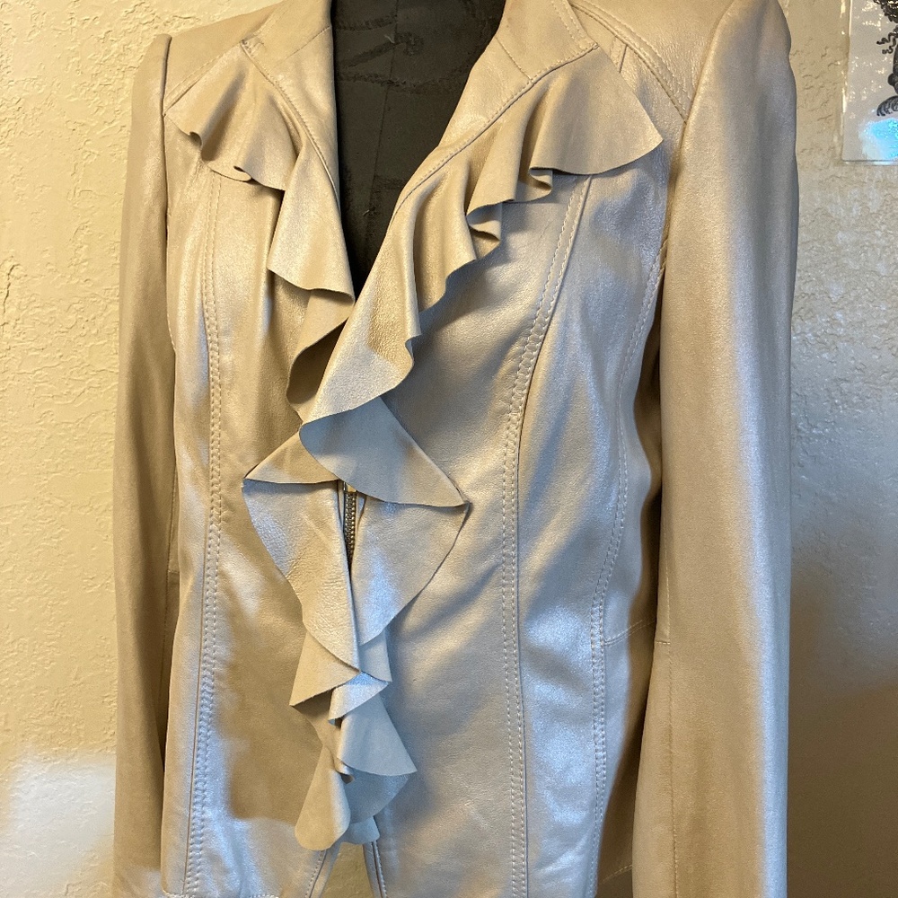 Ruffle jacket